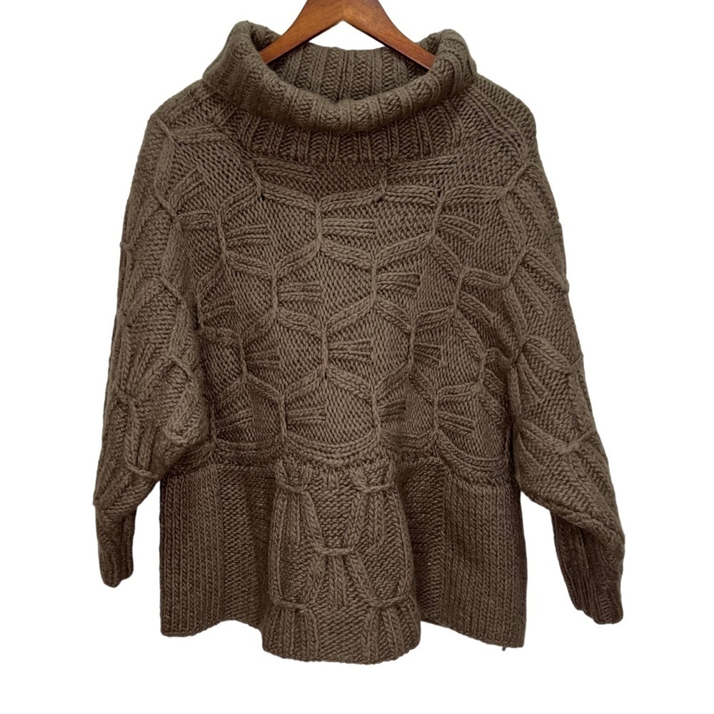 Ivan Grundahl Brown Cableknit Turtleneck Sweater Size Small Oversized